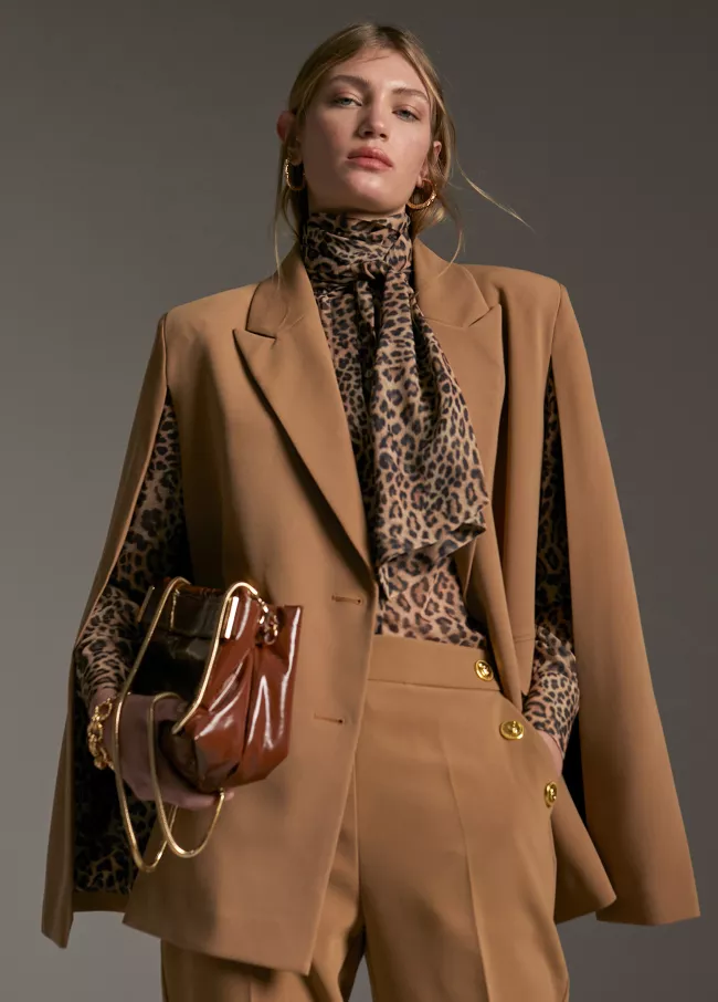 Blazer tipo capa