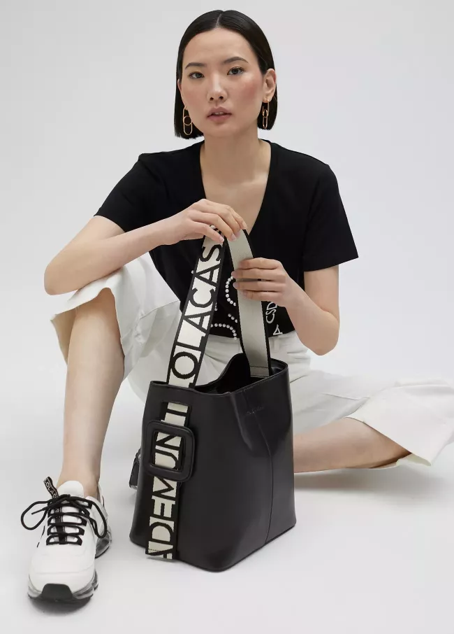 Tote bag with straps featuring the logo