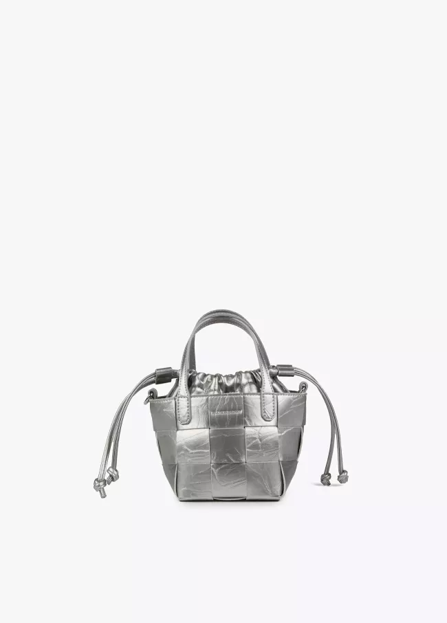 Textured woven bag