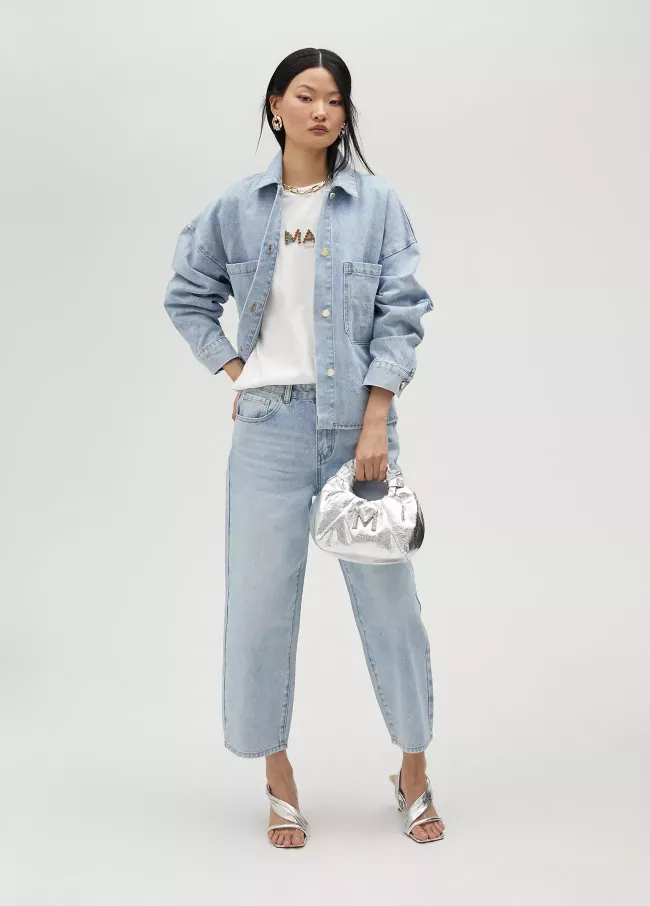 Pantalón denim con strass
