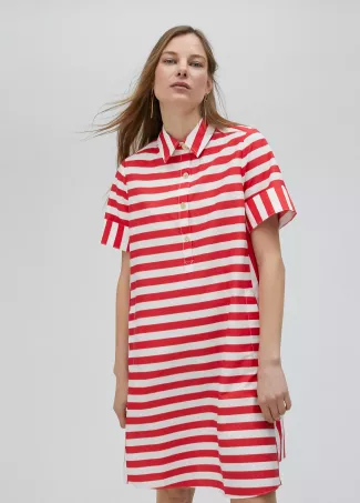 Vestido corto con rayas