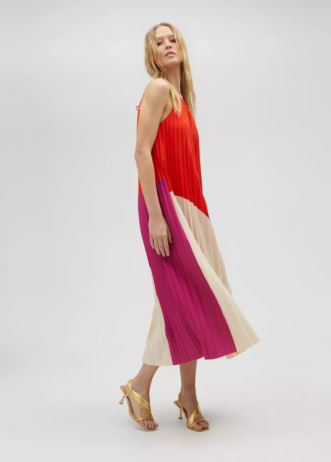 Three-tone pleated dress