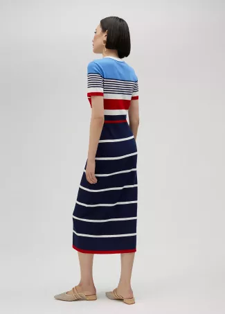 Vestido de punto con manga corta