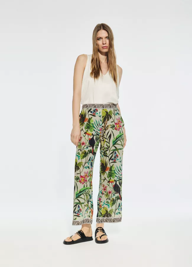 Pantalón largo estampado jungla