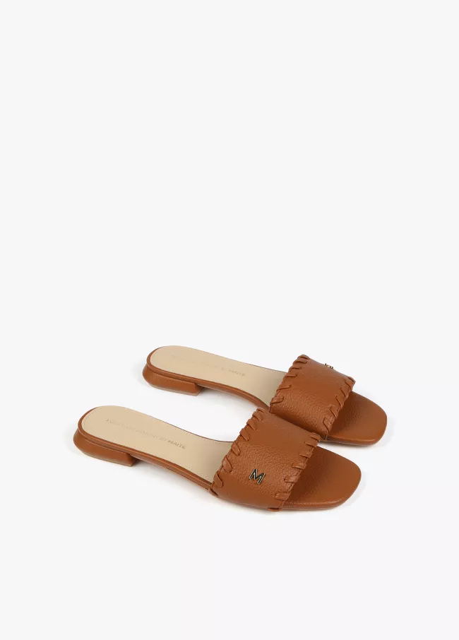 Sliders with braided detail