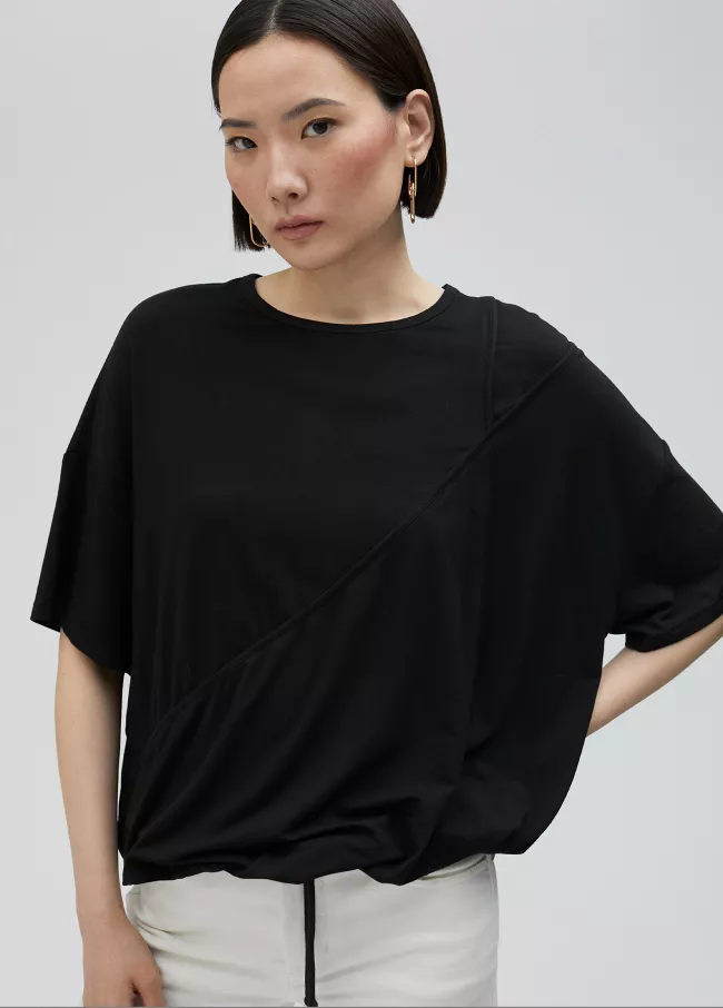 Camiseta tachas manga corta