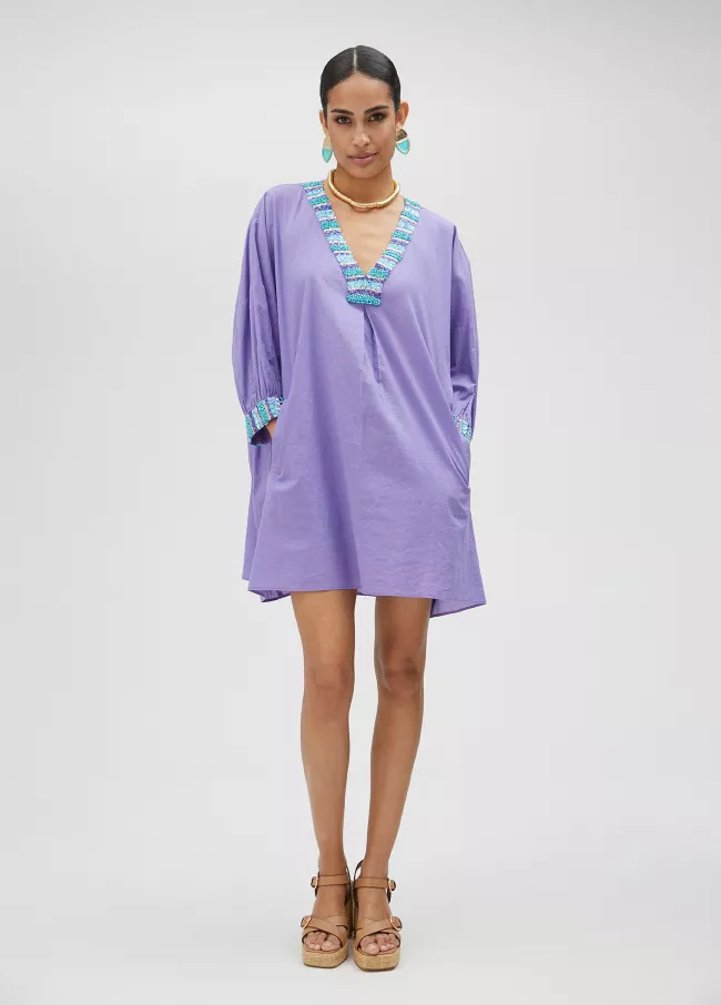 Kurta cuello pico detalle cuello y puños