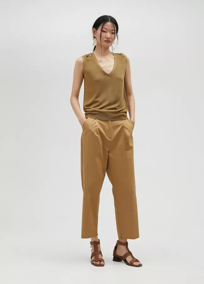 Top de punto detalle eyelets