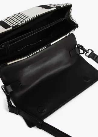 Bolso bandolera en canvas con solapa