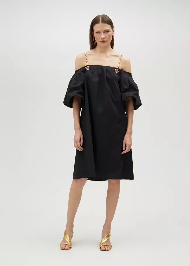 Vestido negro con  tirantes