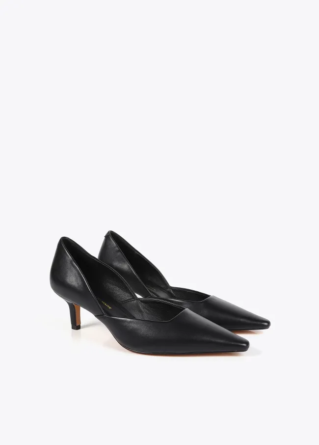 Low-cut stiletto heel shoe