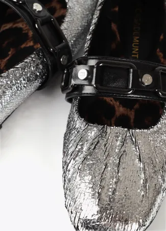 Bailarina metalizada con detalle fruncido