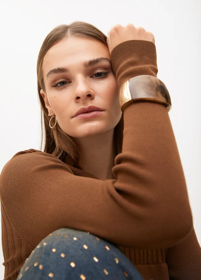 Pulsera rigida pieza acrilica