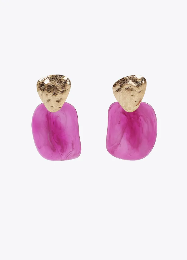 Two-piece earrings with contrast metal and acrylic