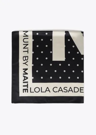 Polka dot print scarf with large M