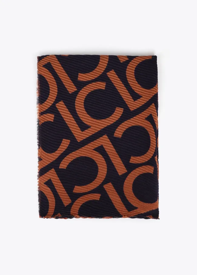 Two-tone pleated LC scarf