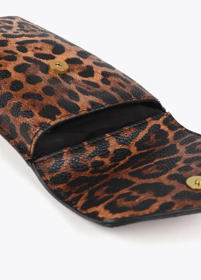 Funda movil animal print