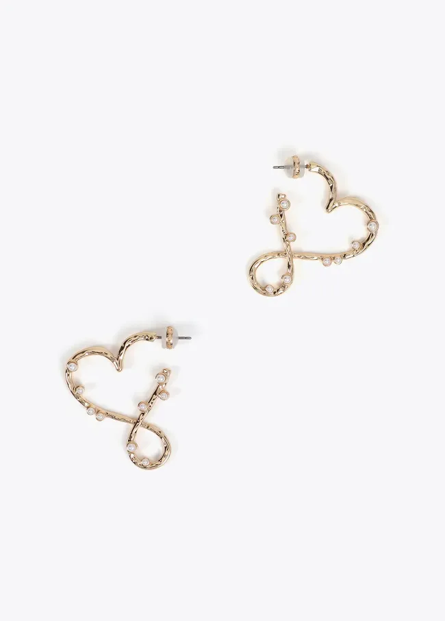 Infinity heart earrings with small faux pearls