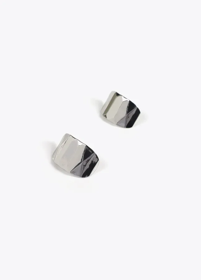 Faceted earrings