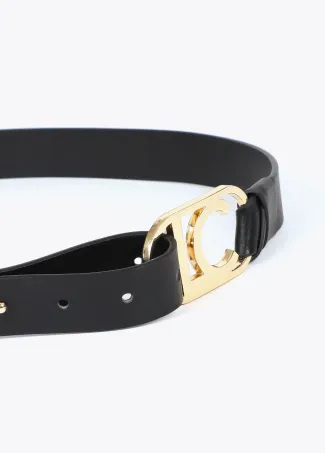 Chain belt with oval logo