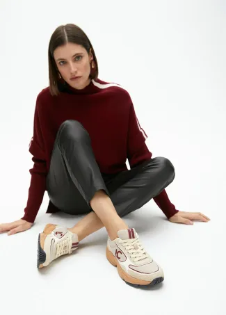 Trainers with running sole and combination of different fabrics and leather