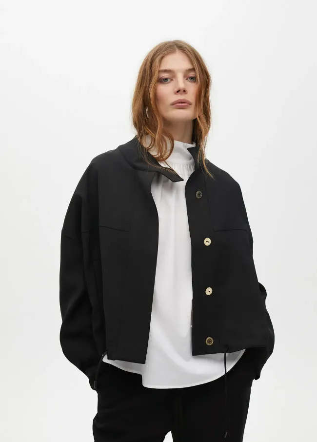 Jacket with adjustable waist