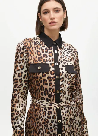Animal print oversize blouse with pocket details