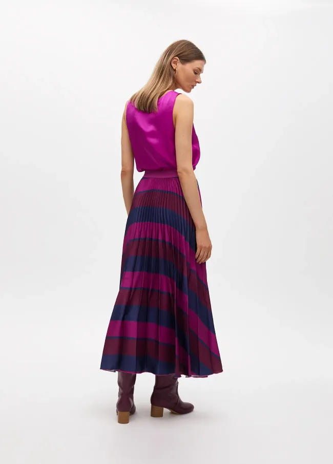 Striped printed pleated skirt