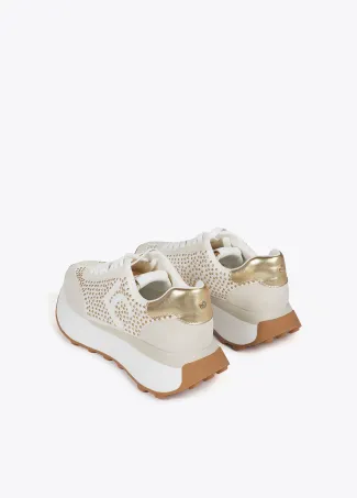 Platform trainers with metallic studs