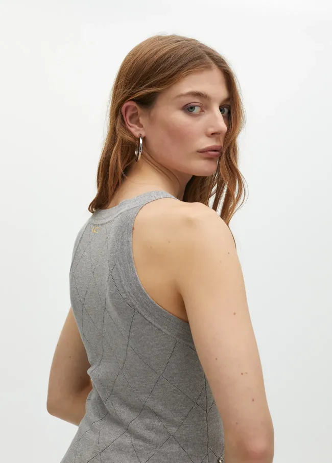 Top detalle pedrería