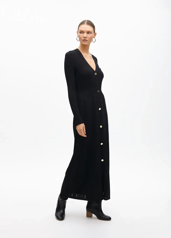Knit dress with buttons and an A-line skirt