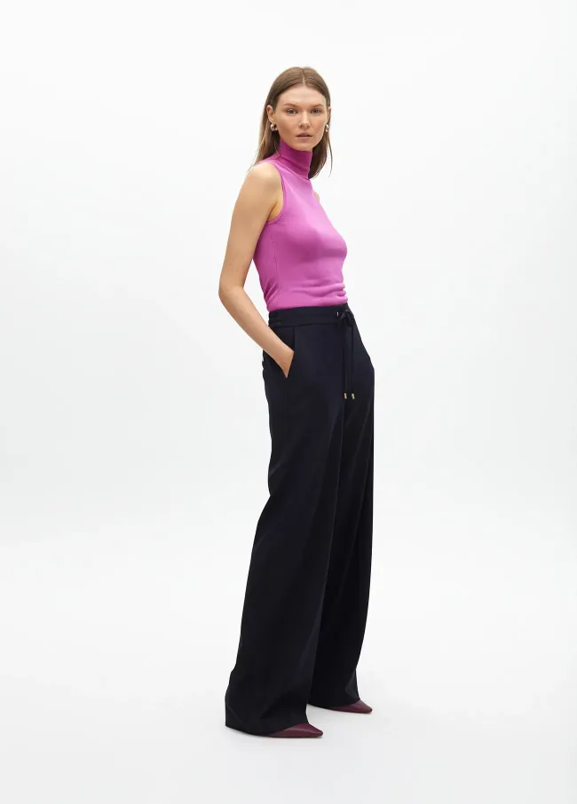 Straight trousers with pinstripe elastic