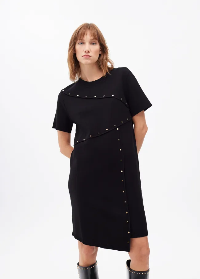 Vestido tachas punto corto