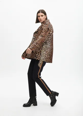 Basic trousers with contrast side stripe