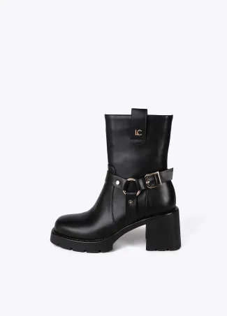 Heeled biker boots with metallic details