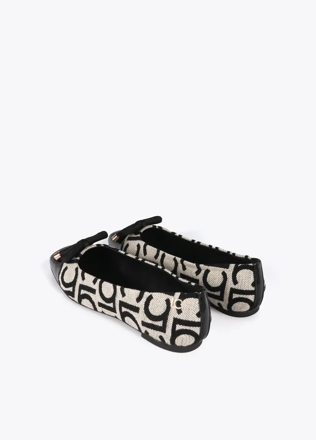 Bailarina punta redonda y detalle de lazo frontal