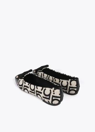 Bailarina punta redonda y detalle de lazo frontal