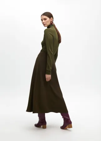 Falda midi crepe evase