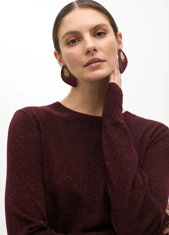 Round neck shimmer sweater