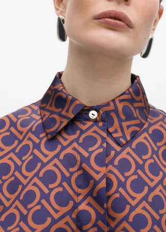 Camisa logotipada recta