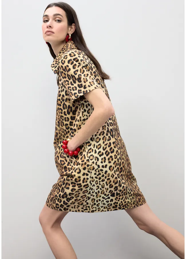 Vestido camisero corto estampado animal