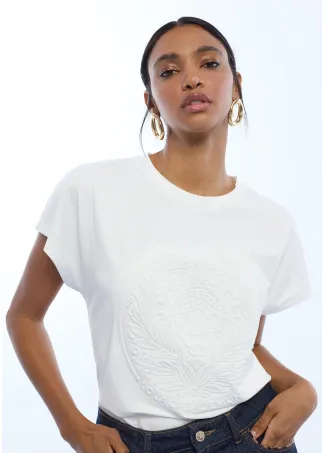 Camiseta blanca con logo