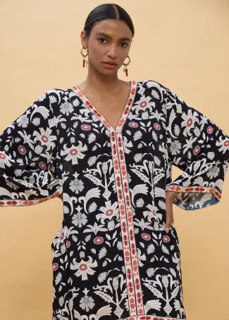 Short patterned print dress