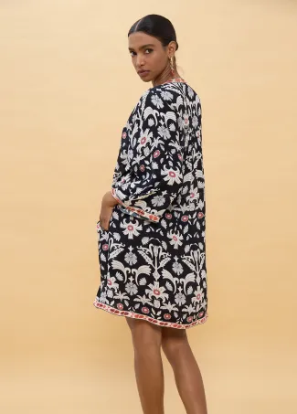 Short patterned print dress