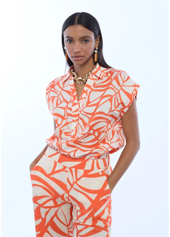 Blusa cuello polo print hojas