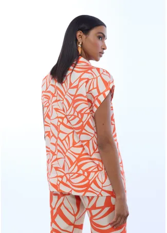 Blusa cuello polo print hojas