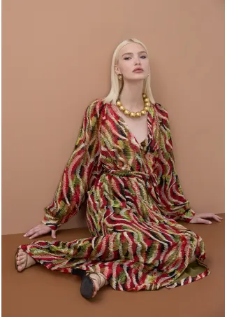 Vestido con escote en pico