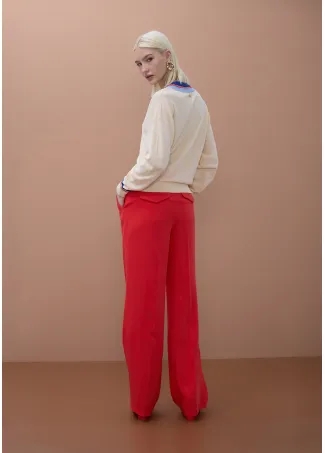 Contrasted V-neck sweater with braided detail