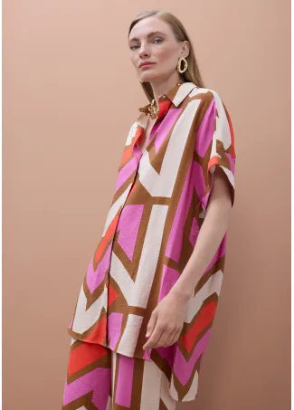 Oversize shirt with M logo