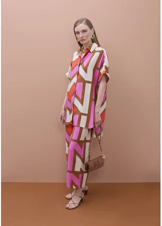 Oversize shirt with M logo